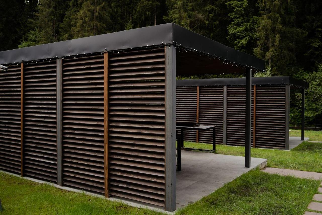 Berghaus Bukovel Villa Exteriör bild